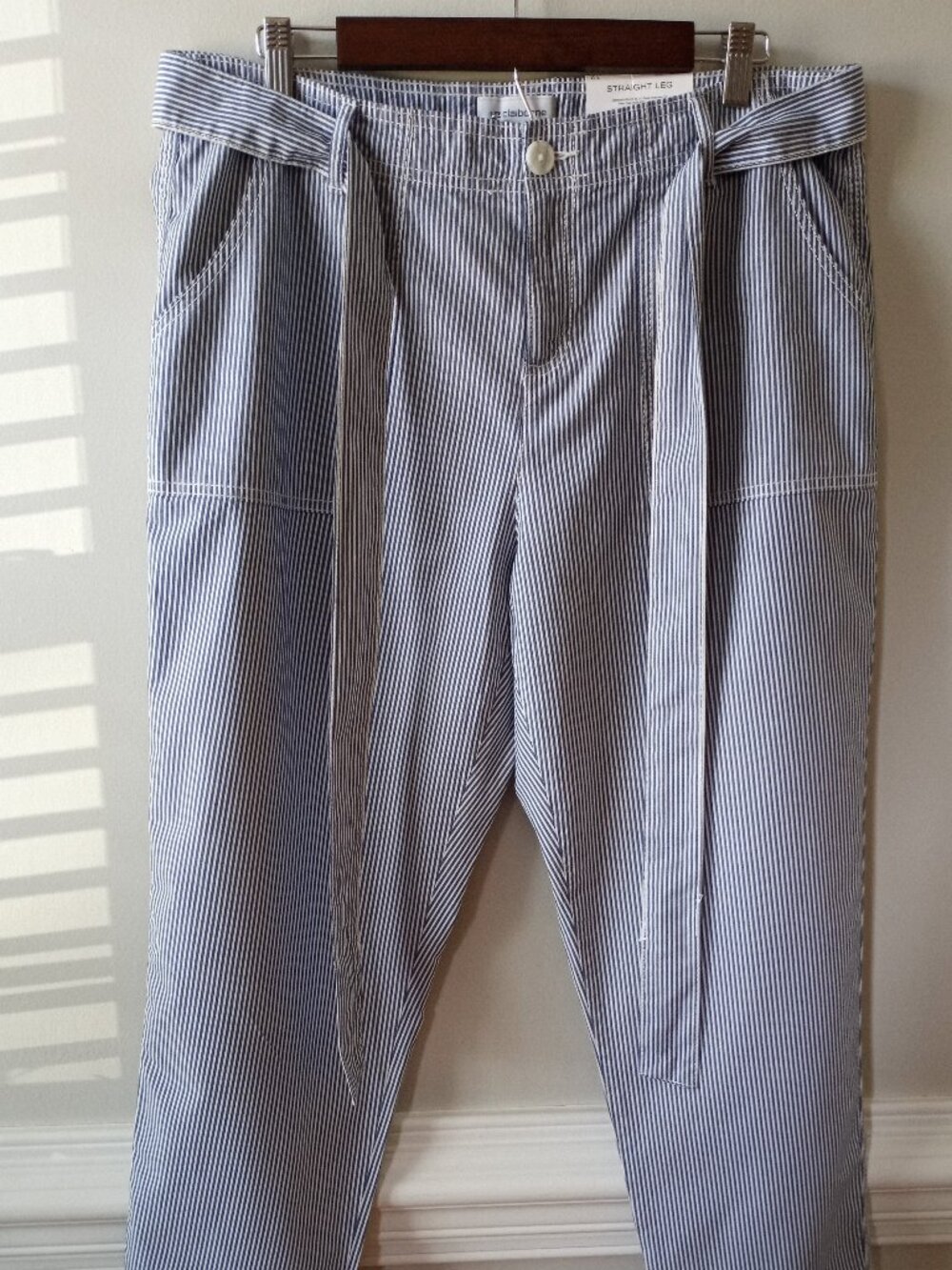 'LIZ CLAIBORNE' Size 12 Cotton Pinstripe pockets Straight leg Pant NWT